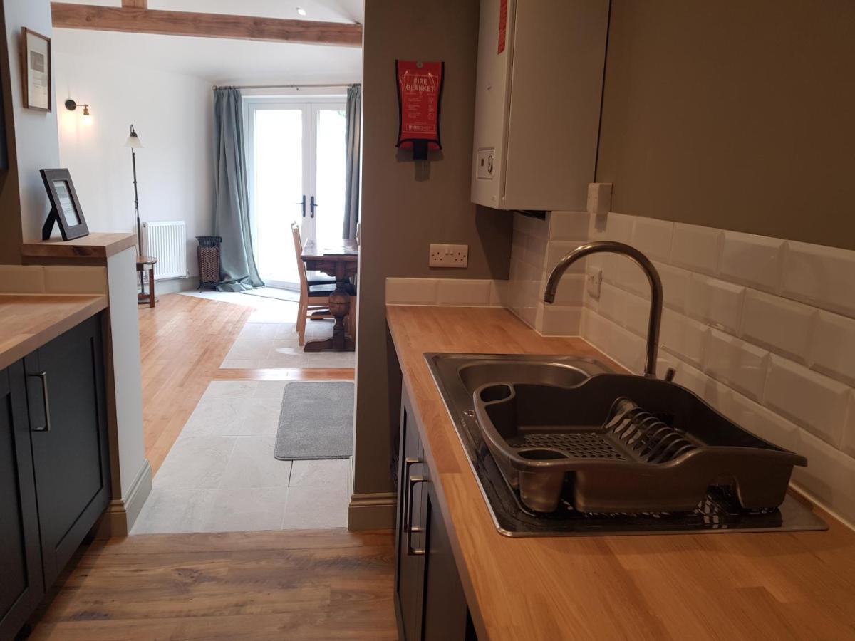 לימינגטון The New Forest Manor Apartment מראה חיצוני תמונה